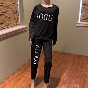 Boutique Graphic Black Two Piece Leisue Set In Black W/White Graphics Size XL